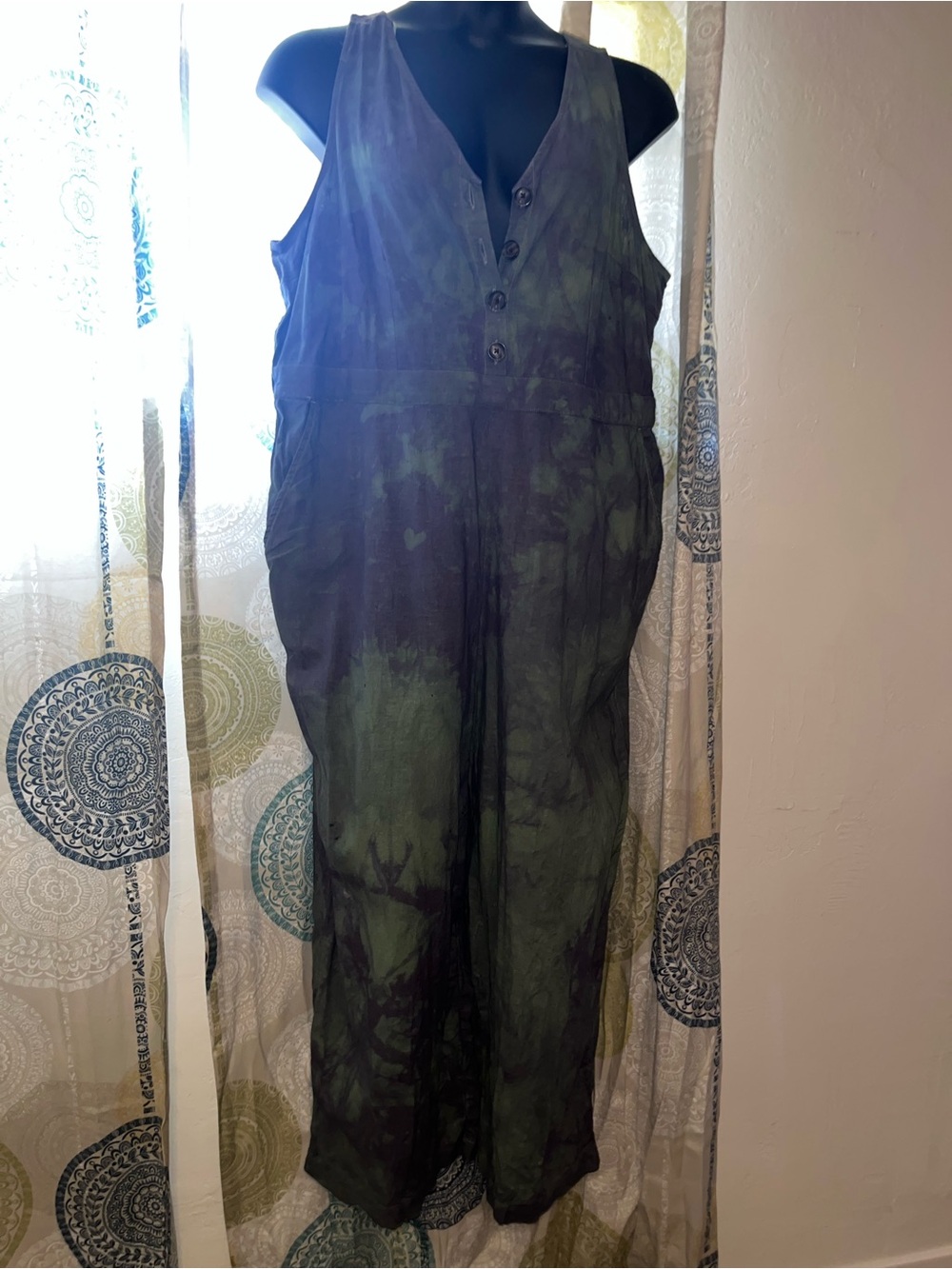 Old navy hand died Green and purple Tie-Dye Sleeveless Jumpsuit - Picture 2 of 6